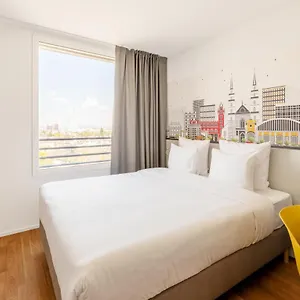 B&B HOTEL Basel Hotel Basel