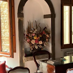 Elegant Ramaglianti Flat -santo Spirito District , Florence Italy